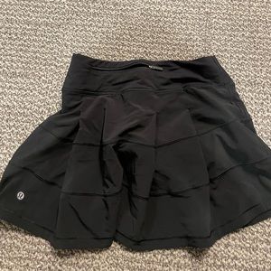 Lulu lemon skirt